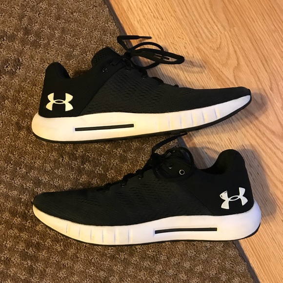 Under Armour Other - Under Armour men’s 9.5 EUC